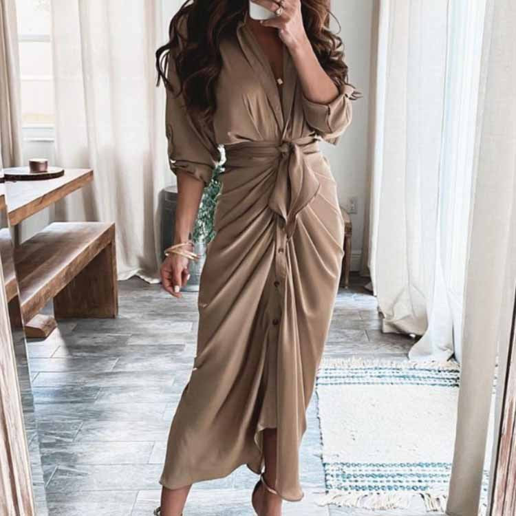 Women's Elegant Pleated V-Neck Long Sleeve Winter Dress